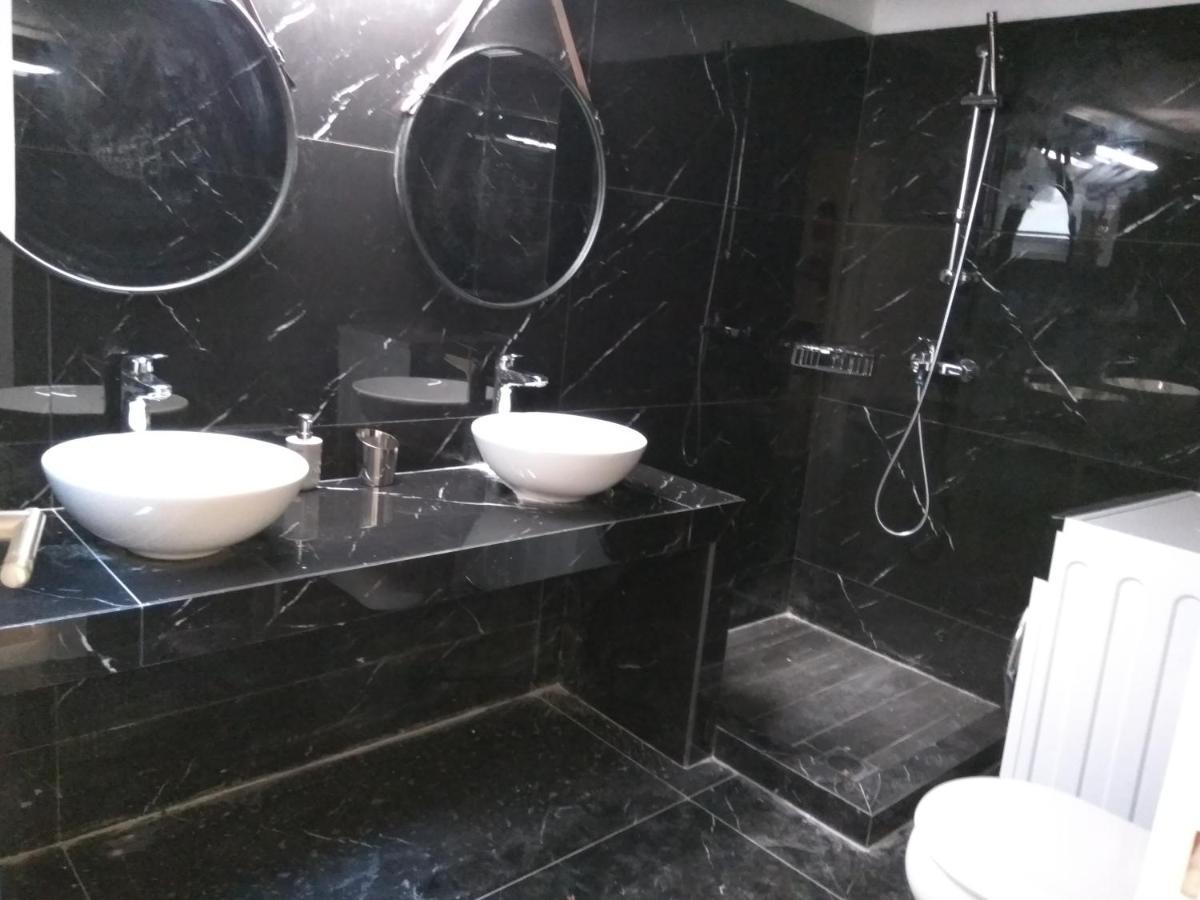 Nafpaktos Beach Luxury Suites Buitenkant foto
