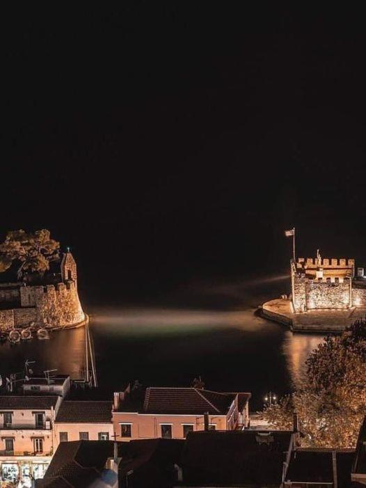 Nafpaktos Beach Luxury Suites Buitenkant foto